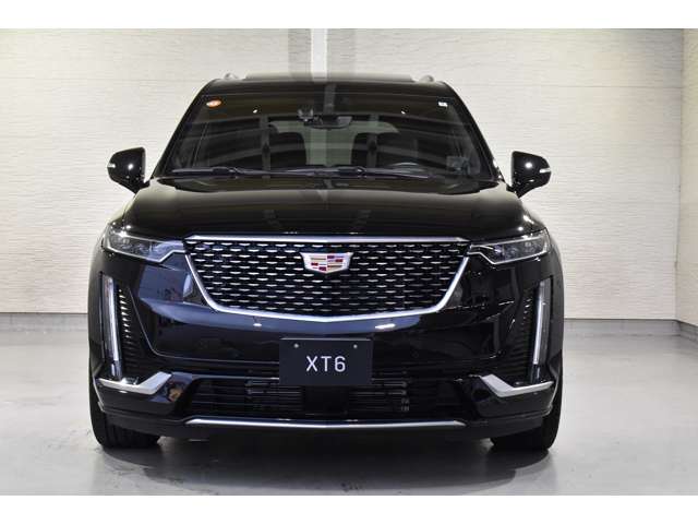 Cadillac XT6 2