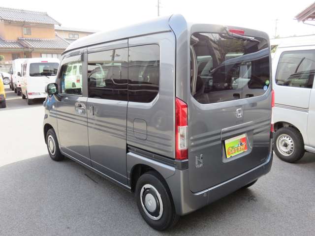 Honda N-VAN 8
