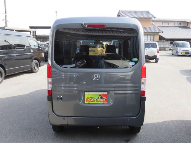 Honda N-VAN 9