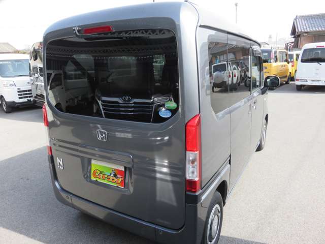 Honda N-VAN 10