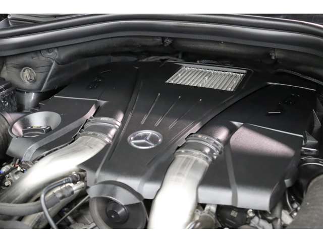 Mercedes-Benz GL-Class 7