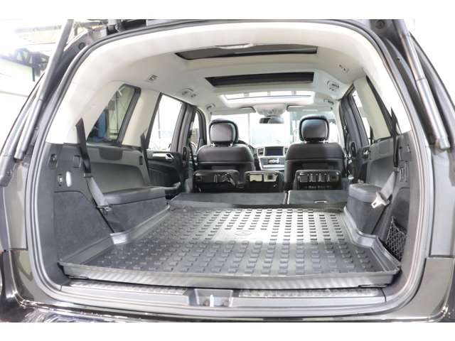 Mercedes-Benz GL-Class 8