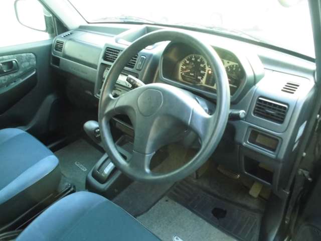 Mitsubishi Pajero Mini 7