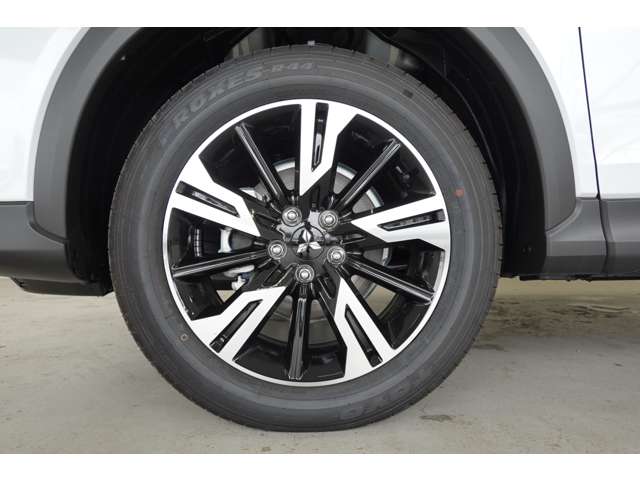 Mitsubishi Eclipse Cross 9