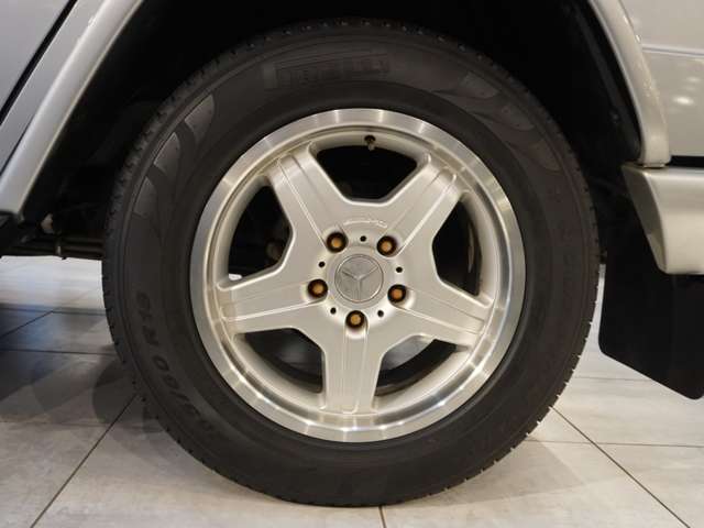 Mercedes-Benz G-Class 11