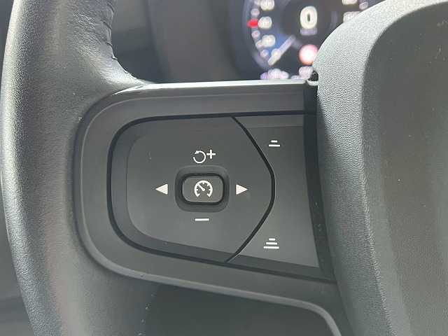 Volvo XC40 5