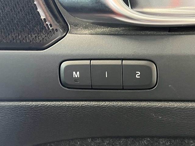 Volvo XC40 8