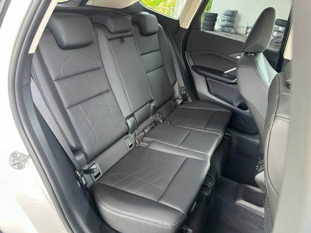 BMW X1 12