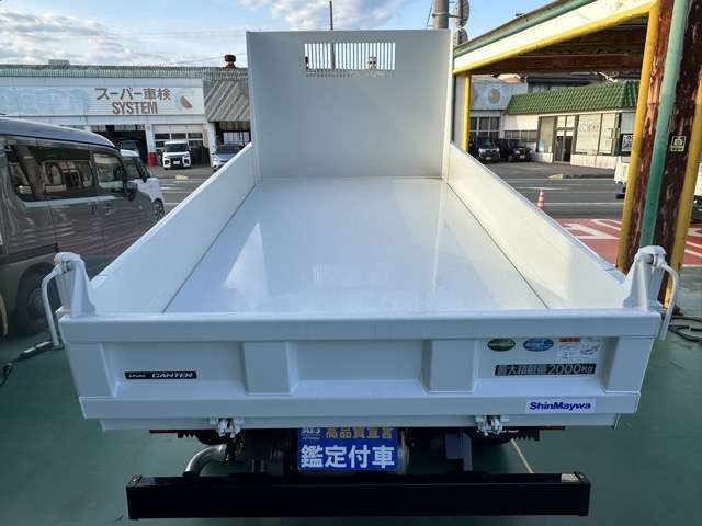 Mitsubishi Fuso Canter 11