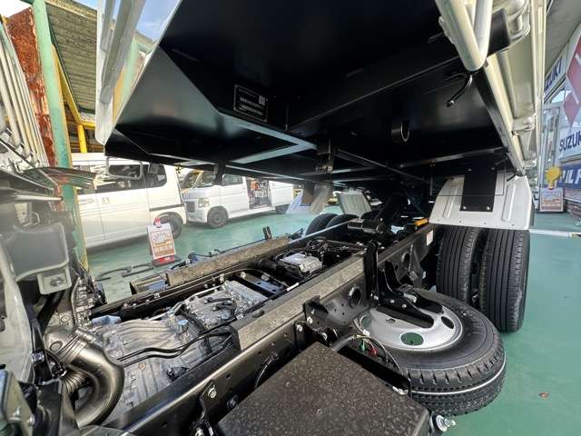 Mitsubishi Fuso Canter 8