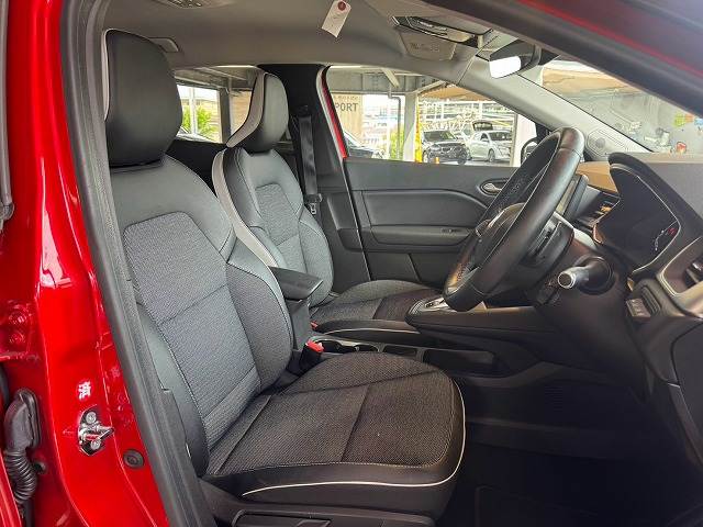 Renault Captur 11