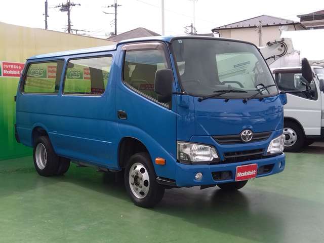 Toyota Dyna Route Van 3