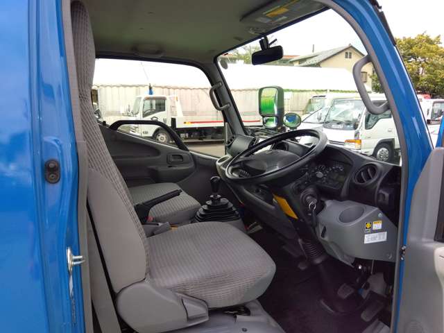 Toyota Dyna Route Van 8