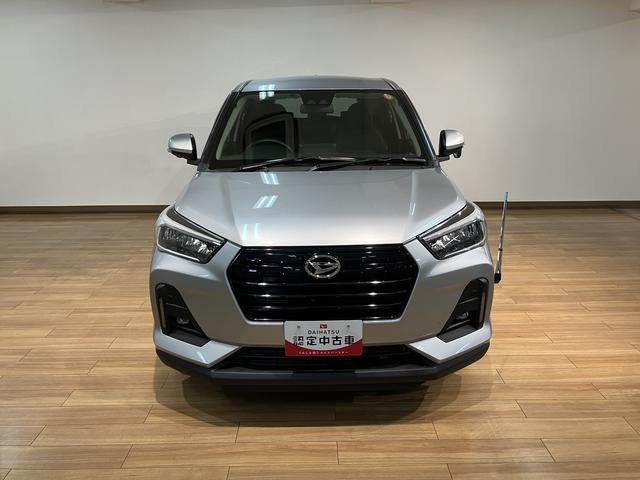 Daihatsu Rocky 5
