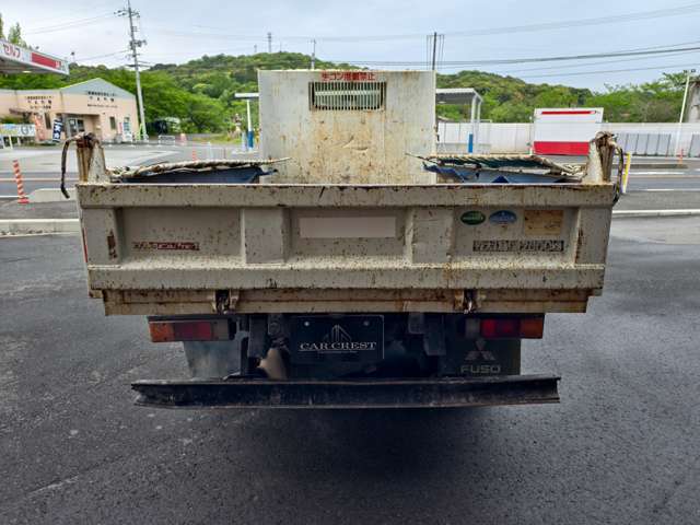 Mitsubishi Fuso Canter 7