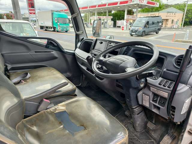 Mitsubishi Fuso Canter 10