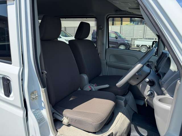 Nissan NV100 Clipper 12