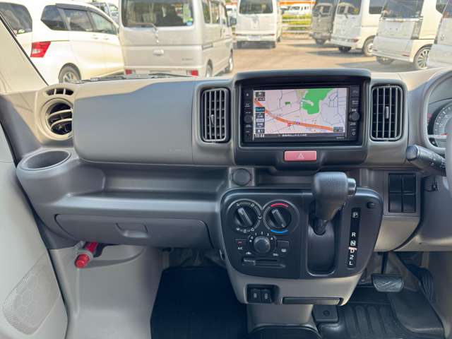 Nissan NV100 Clipper 7
