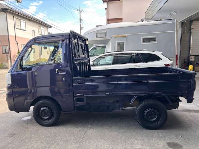 Toyota Pixis Truck 4