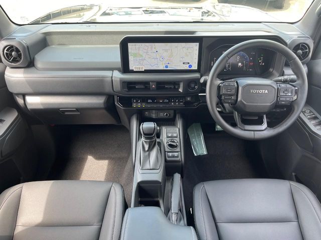 Toyota Land Cruiser FJ 2