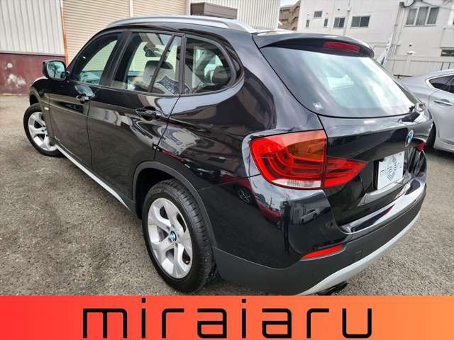 BMW X1 8
