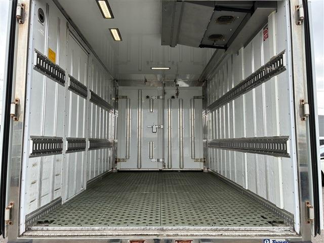 Mitsubishi Fuso Canter 12