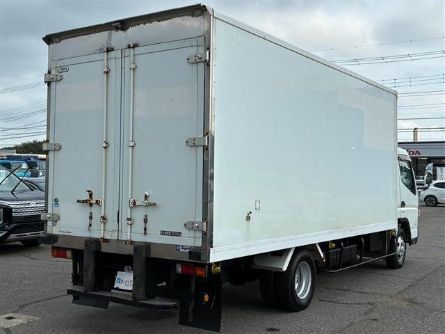 Mitsubishi Fuso Canter 4
