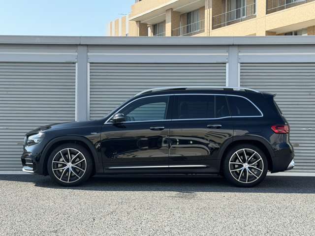 Mercedes-Benz GLB 6