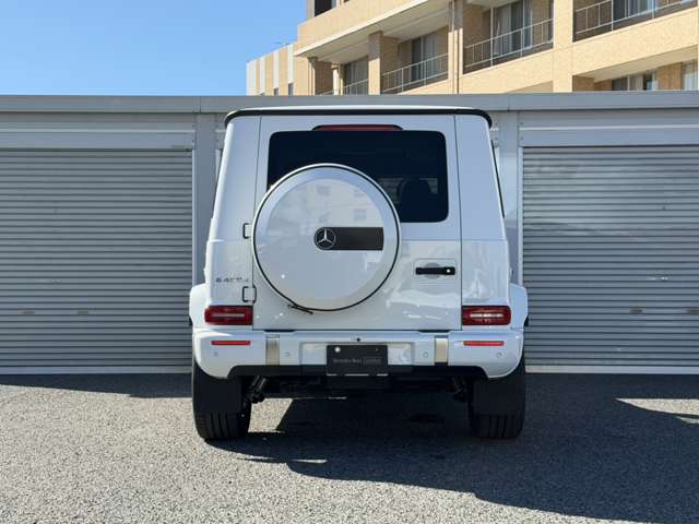 Mercedes-Benz G-Class 8