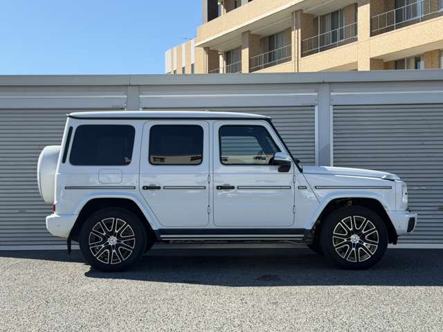 Mercedes-Benz G-Class 10