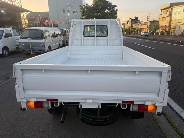 Mazda Bongo Truck 12