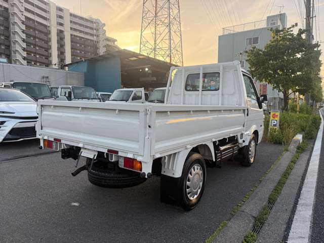 Mazda Bongo Truck 9