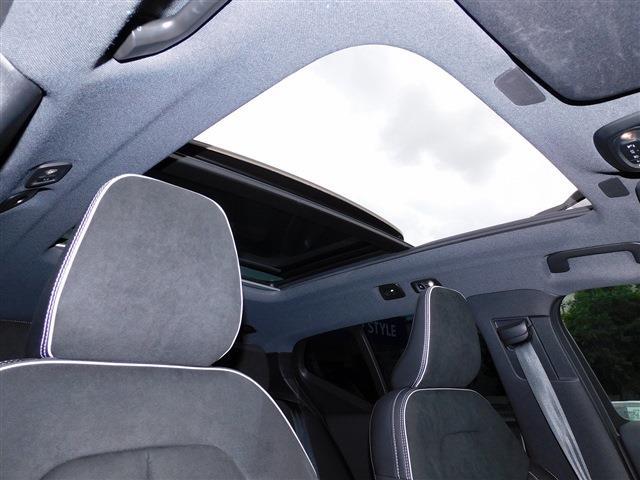Volvo XC40 3