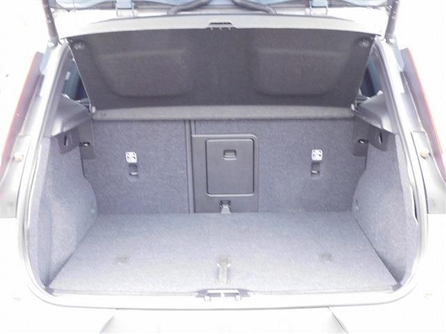 Volvo XC40 8
