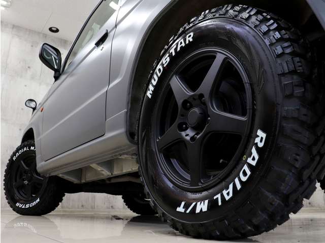 Mitsubishi Pajero Mini 12