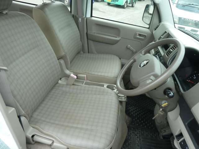 Suzuki Every 12