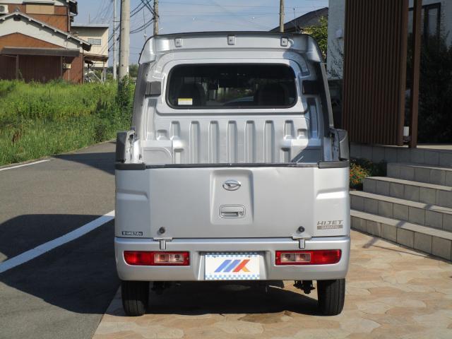 Daihatsu Hijet Deck Van 3