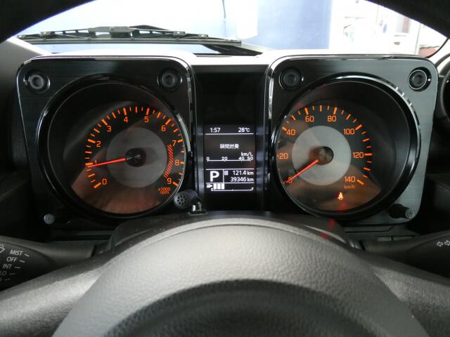 Suzuki Jimny 12