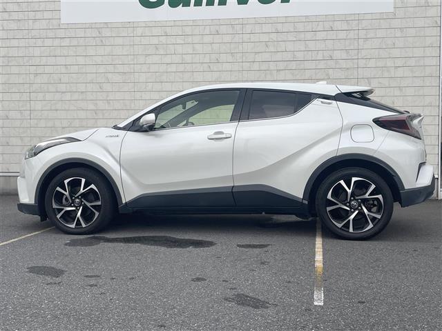 Other Japanese C-HR 9