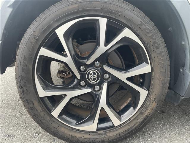 Other Japanese C-HR 10
