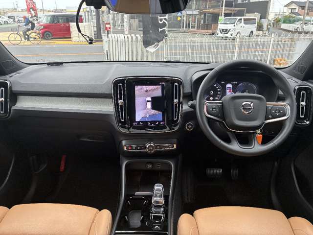 Volvo XC40 6