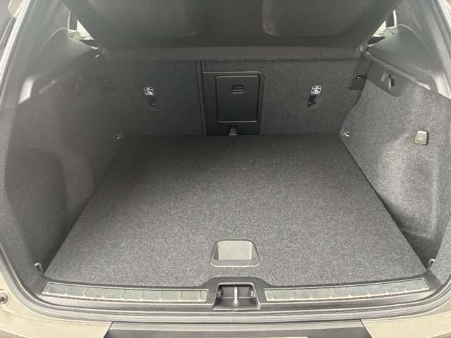 Volvo XC40 10