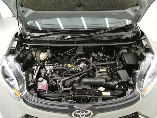 Toyota Sienta 11