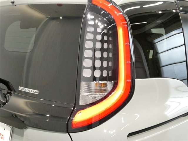 Toyota Sienta 10