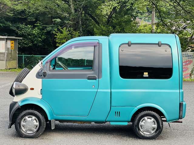 Daihatsu Midget II 5