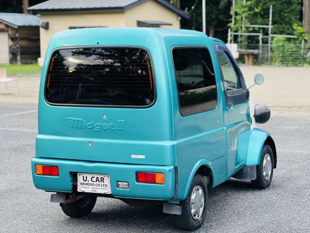 Daihatsu Midget II 6