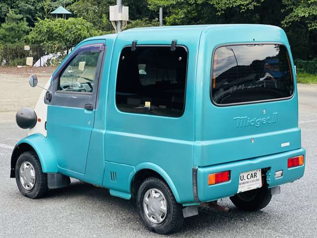 Daihatsu Midget II 7