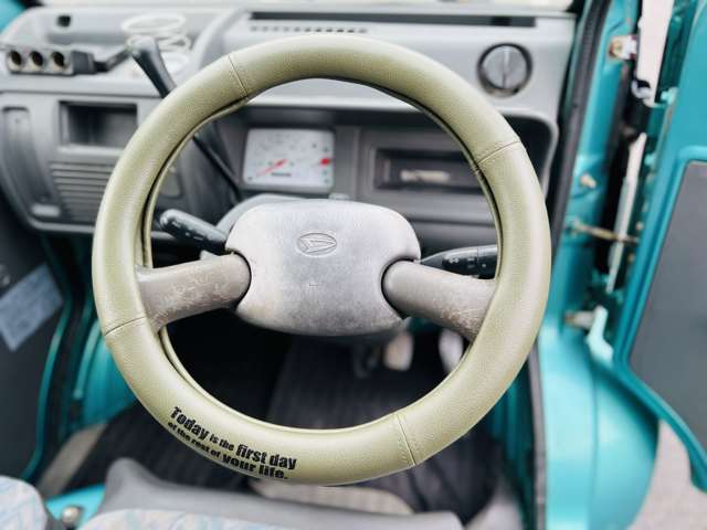 Daihatsu Midget II 10