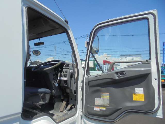 Mitsubishi Fuso Fighter 11