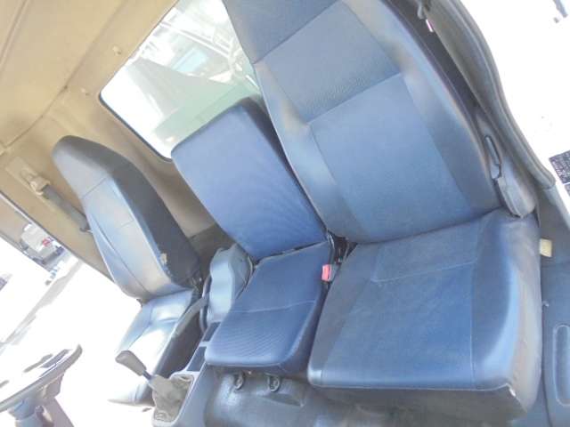 Mitsubishi Fuso Fighter 6